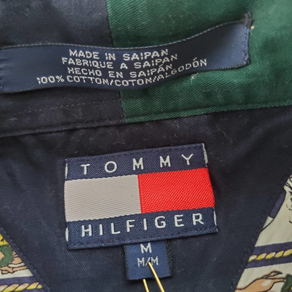 VTG Tommy Hilfiger All Over Flag Pattern Short Sleeved Button Down Shirt Sz M - Picture 4 of 7